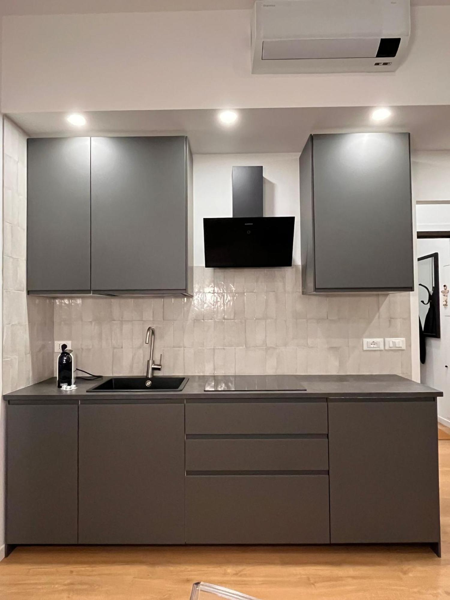 Trieste Centrale Luxury Apartament In Stile Moderno エクステリア 写真