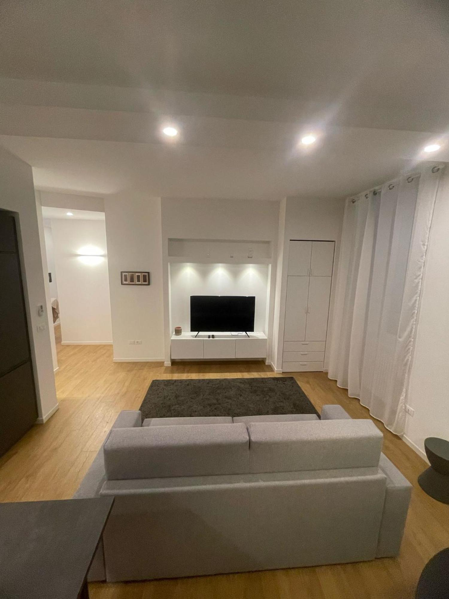 Trieste Centrale Luxury Apartament In Stile Moderno エクステリア 写真